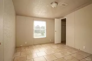 5180 Phoenix Dr, Milton, FL 32583 - Photo 10