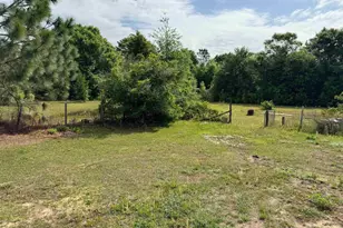 5180 Phoenix Dr, Milton, FL 32583 - Photo 18