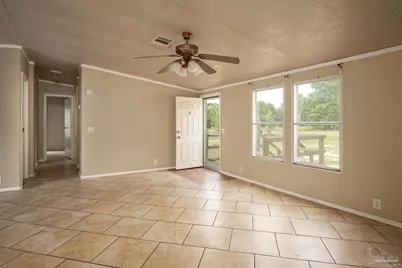 5180 Phoenix Dr, Milton, FL 32583 - Photo 4