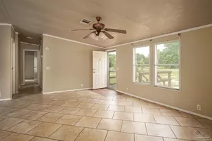 5180 Phoenix Dr, Milton, FL 32583 - Photo 4