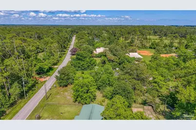 9765 N Loop Rd, Pensacola, FL 32507 - Photo 38