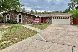 2410 Parker Dr, Niceville, FL 32578 - Photo 1