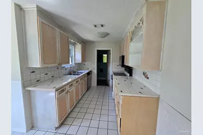7039 Forshalee St, Pensacola, FL 32503 - Photo 8