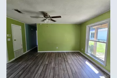 7039 Forshalee St, Pensacola, FL 32503 - Photo 6