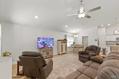 4758 W Lynn Dr, Milton, FL 32583 - Photo 16