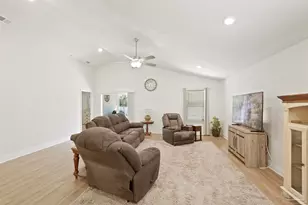 4758 W Lynn Dr, Milton, FL 32583 - Photo 14