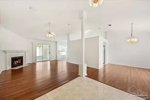 6435 Flagler Dr, Gulf Breeze, FL 32563 - Photo 4
