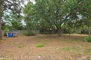 7303 Frankfort St, Navarre, FL 32566 - Photo 4