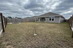 5628 Fulcina Ct, Milton, FL 32571 - Photo 8