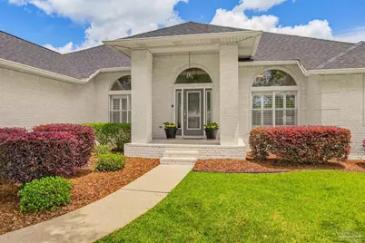 2018 Juno Cir, Pensacola, FL 32526 - Photo 4