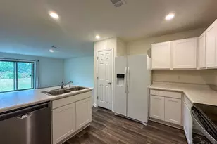 8727 Schooner Ln, Pensacola, FL 32507 - Photo 6