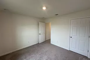 8727 Schooner Ln, Pensacola, FL 32507 - Photo 16