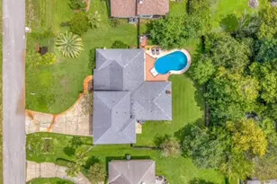 2933 Coral Strip Pkwy, Gulf Breeze, FL 32563 - Photo 52