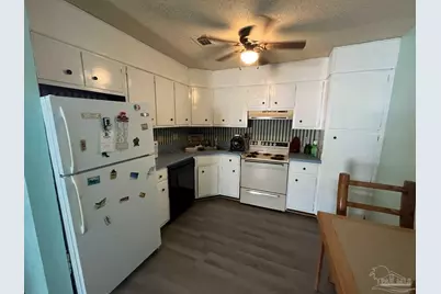 1301 Redwood Ln #203, Gulf Breeze, FL 32563 - Photo 8