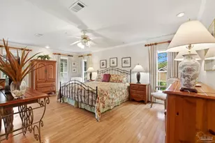 700 Bay Cliffs Rd, Gulf Breeze, FL 32561 - Photo 24