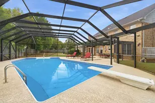 700 Bay Cliffs Rd, Gulf Breeze, FL 32561 - Photo 38