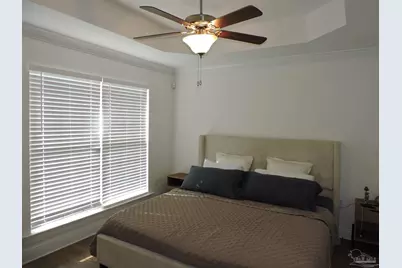 2202 N E St, Pensacola, FL 32501 - Photo 12
