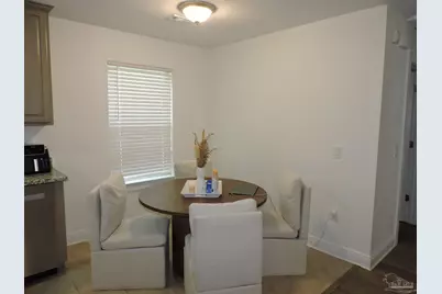 2202 N E St, Pensacola, FL 32501 - Photo 8