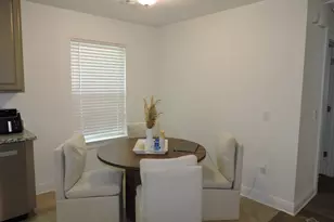 2202 N E St, Pensacola, FL 32501 - Photo 8