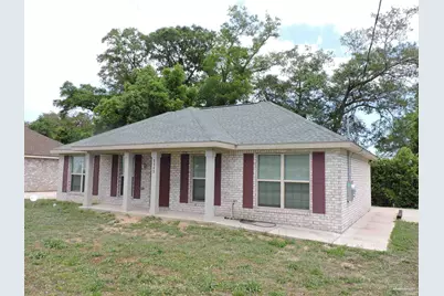 2202 N E St, Pensacola, FL 32501 - Photo 2