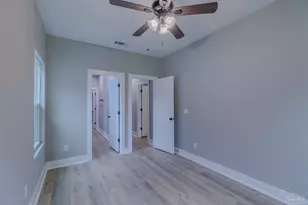 210 E Lakeview Ave, Pensacola, FL 32503 - Photo 20
