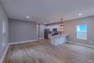 210 E Lakeview Ave, Pensacola, FL 32503 - Photo 8