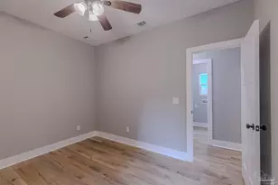 210 E Lakeview Ave, Pensacola, FL 32503 - Photo 12