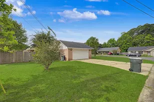 1104 Bremen Ave, Pensacola, FL 32507 - Photo 10