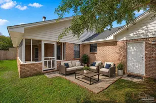 1104 Bremen Ave, Pensacola, FL 32507 - Photo 4