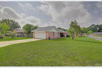 1104 Bremen Ave, Pensacola, FL 32507 - Photo 6
