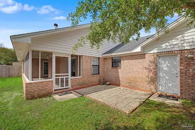 1104 Bremen Ave, Pensacola, FL 32507 - Photo 12
