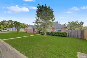 1104 Bremen Ave, Pensacola, FL 32507 - Photo 6