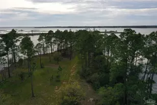 7999 Virginia Ln, Milton, FL 32583 - Photo 1