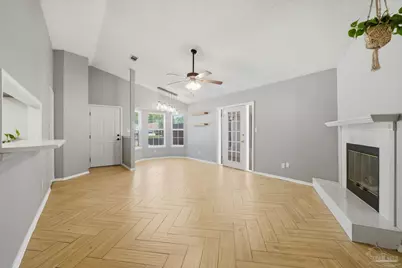 8129 Treetop Ln, Pensacola, FL 32514 - Photo 2