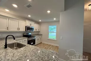 1027 Brimwood Cir, Cantonment, FL 32533 - Photo 2