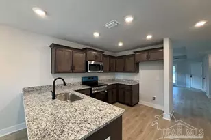 1023 Brimwood Cir, Cantonment, FL 32533 - Photo 4