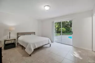 5708 Bentley Cir, Milton, FL 32570 - Photo 6