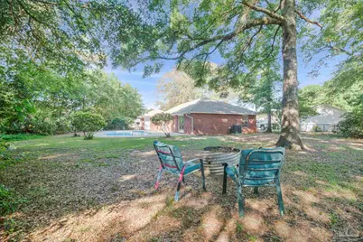 5708 Bentley Cir, Milton, FL 32570 - Photo 42
