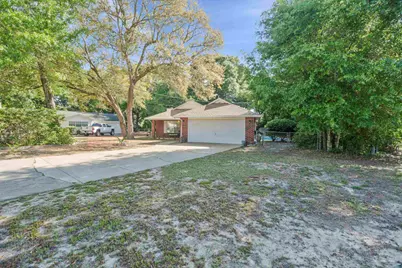 5708 Bentley Cir, Milton, FL 32570 - Photo 44