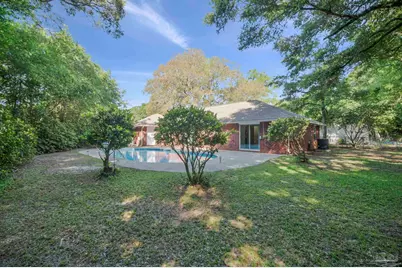 5708 Bentley Cir, Milton, FL 32570 - Photo 52