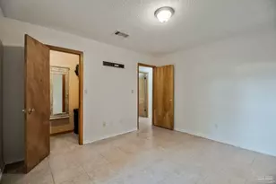 5708 Bentley Cir, Milton, FL 32570 - Photo 32
