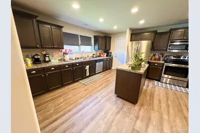 5573 Hannah St, Milton, FL 32570 - Photo 2