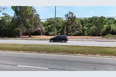 9820 N Davis Hwy, Pensacola, FL 32514 - Photo 18