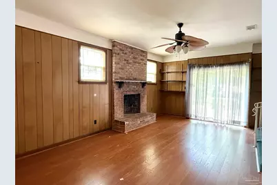 744 Boxwood Dr, Pensacola, FL 32503 - Photo 20