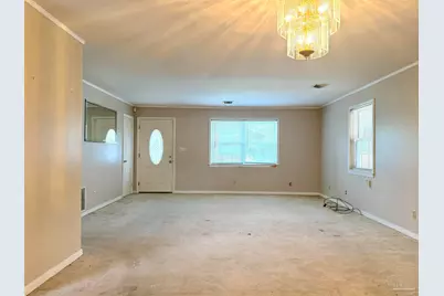 744 Boxwood Dr, Pensacola, FL 32503 - Photo 4