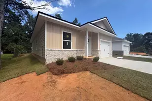 3032 N 11th Ave, Milton, FL 32583 - Photo 2