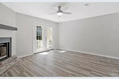 4221 Brookside Dr, Pensacola, FL 32503 - Photo 2