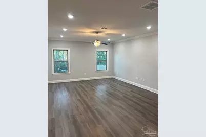 16339 Innerarity Pt Rd, Pensacola, FL 32507 - Photo 4