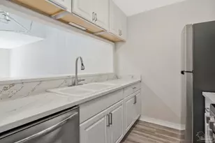 4221 Brookside Dr, Pensacola, FL 32503 - Photo 10