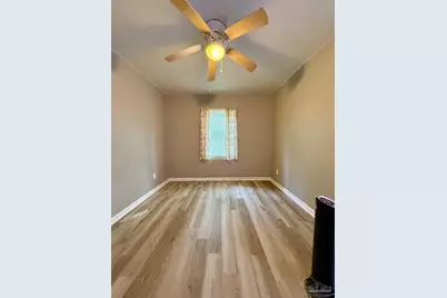 227 Willow St, Pensacola, FL 32506 - Photo 6